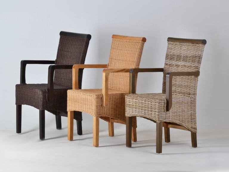 Rattanstuhl Larissa drei Farben